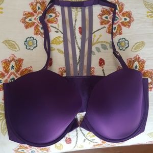 Victoria's Secret T-back bra, New! 36DD